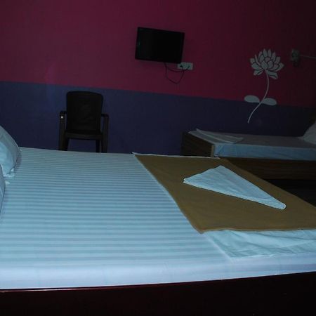 Jayalakshmi Residency Hotel Tirupati Exterior foto