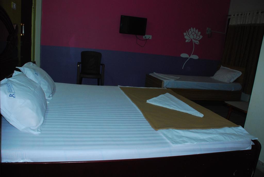 Jayalakshmi Residency Hotel Tirupati Exterior foto